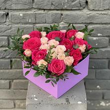 Цветочная композиция из Розы в коробке в Усть-Джегуте