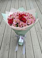 Букет цветов из:  Альстромерии в Усть-Джегуте