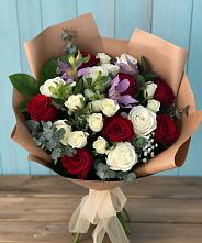 Букет цветов из:  Розы и Альстромерии #REPLACE_PRED# Усть-Джегуте