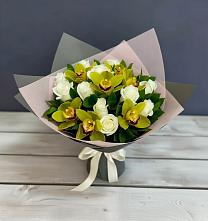 Букет цветов из:  Орхидеи и Розы в Усть-Джегуте