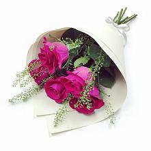 Букет цветов из:  Розы в Усть-Джегуте