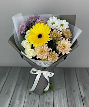 Букет цветов из:  Розы, Герберы и Хризантемы в Усть-Джегуте