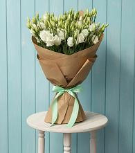 Букет цветов из:  Лизиантусы в Усть-Джегуте