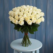 Букет 51 Белая роза Эдлесс Лав в Усть-Джегуте