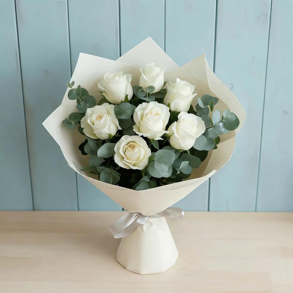 Букет Белые розы в Эвкалипте в Усть-Джегуте
