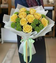 Букет цветов из:  Хризантемы и Розы в Усть-Джегуте