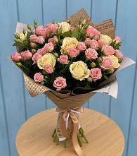 Букет цветов из:  Розы в Усть-Джегуте