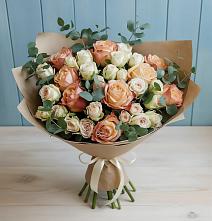 Букет цветов из:  Альстромерии и Розы в Усть-Джегуте